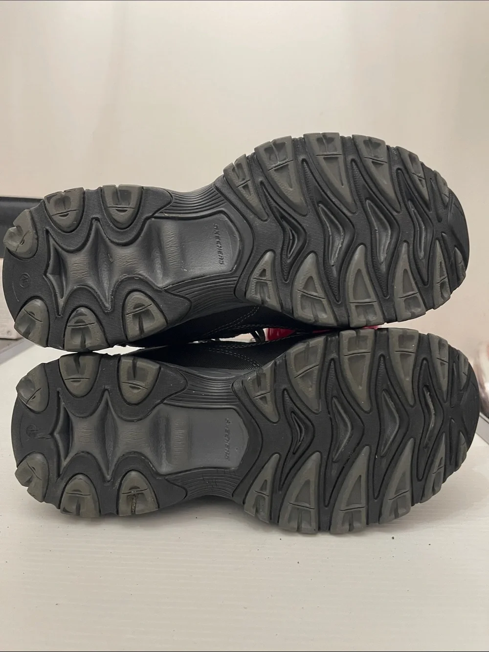 SKECHERS WORK RELAXED FIT CANKTON STEEL TOE ATHLETIC WORK SHOES MENS SIZE 9